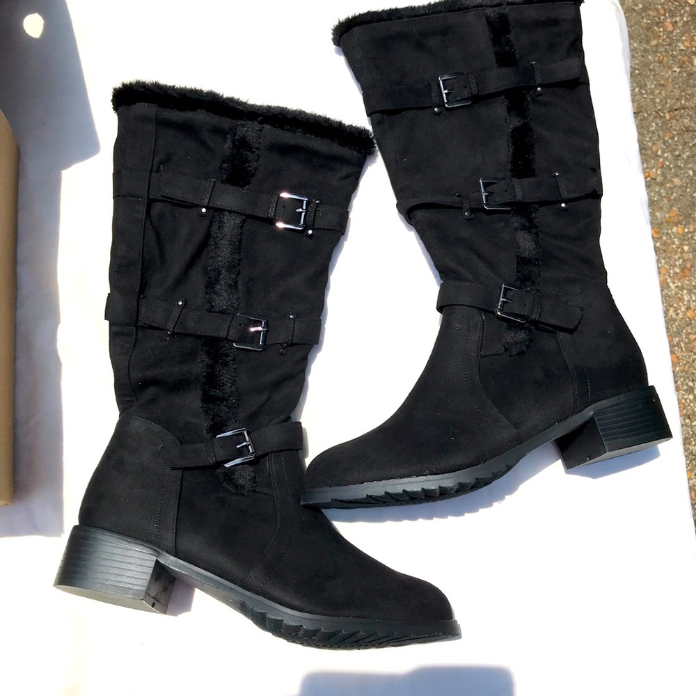 Camel Crown size 10 NWT Boots